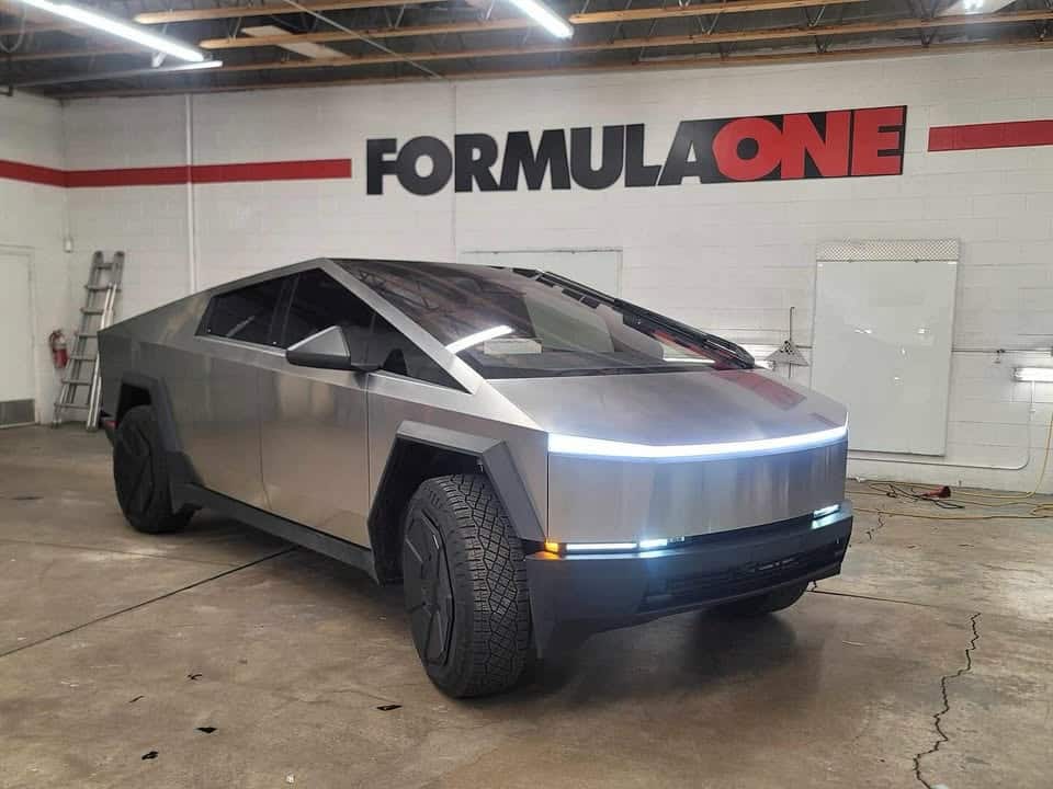 Tesla Cybertruck tint